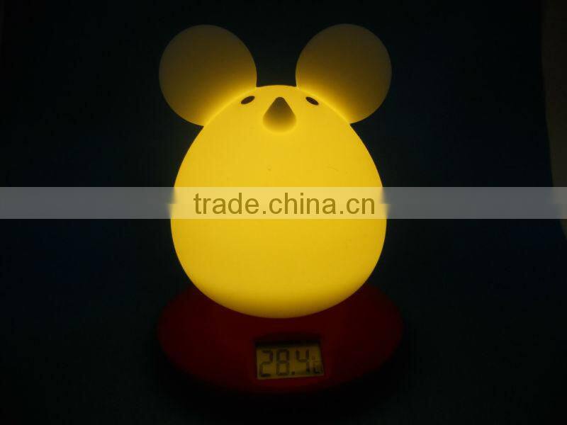 Micro USB LED night light with thermometer