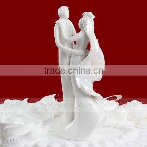 High Quality Event Supplies Bride and Groom Ceramic Figurine Cake Topper for wedding Party Table decoration-BY-TOP4