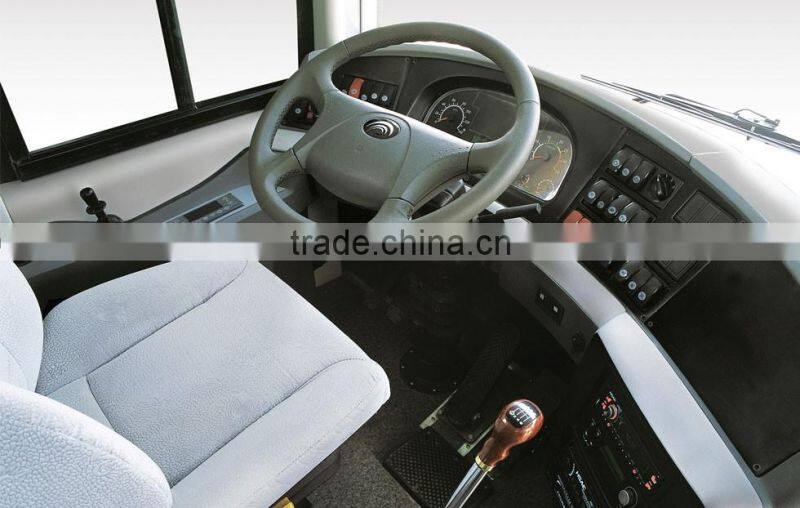 2016 Sinotruck manufacture for export Africa scania bus price