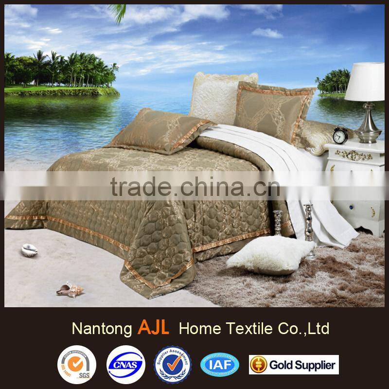 2015 jacquard coverlet set