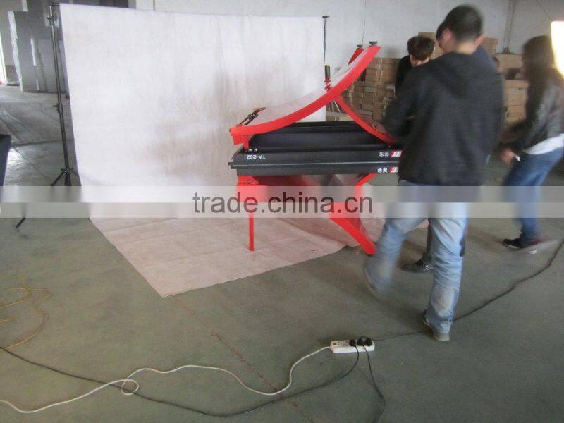 Tainbow shape table outdoor table Folded portable tennis table