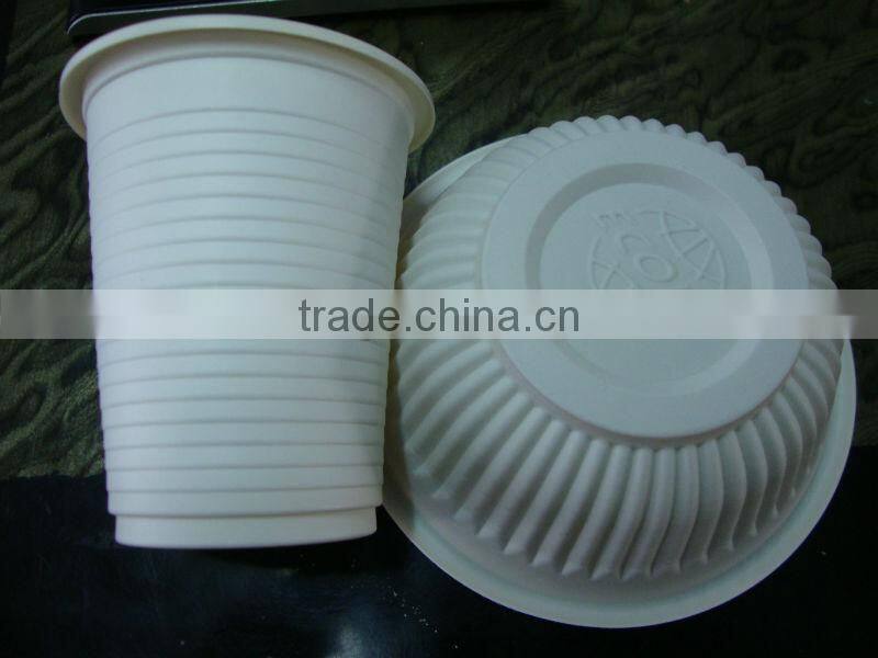 Disposable plastic food container machine