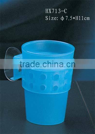 toothbrush mug w/suction