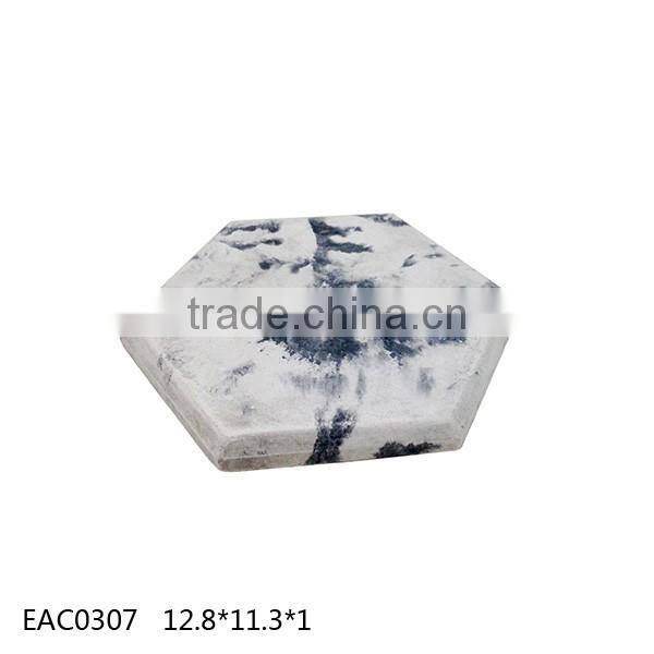 2015 new design high quality polyresin hotel accessory bathroom set