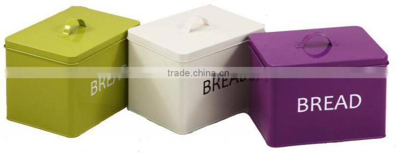 metal bread bin
