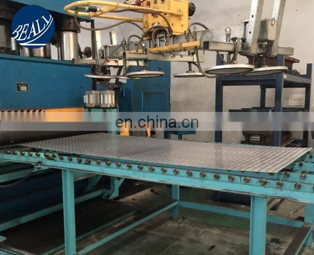 301	SUS	301	S 301 00	1.4310	X10CrNi18-8 Stainless Steel Checkered sheet