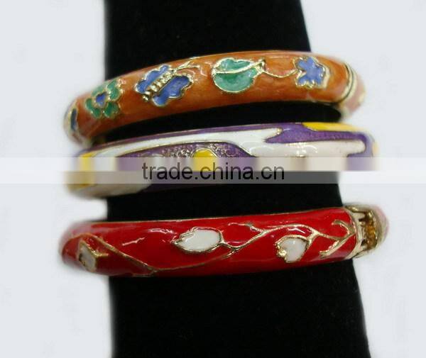 Vintage Style Multi Colored Epoxy Bangle