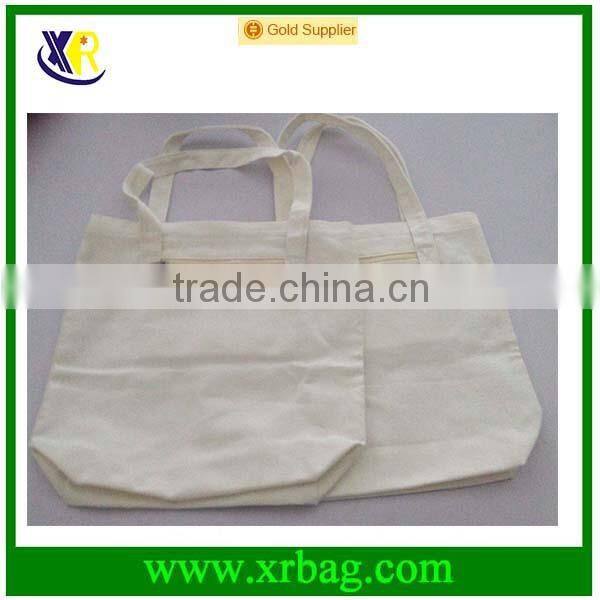 Blank cotton canvas tote shopping bag