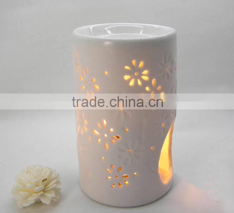 2015 ceramic material white color flower hole unglazed ceramic oil burner
