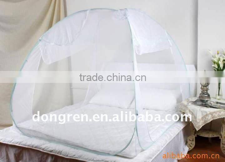 Polyester self-prop mosquito net