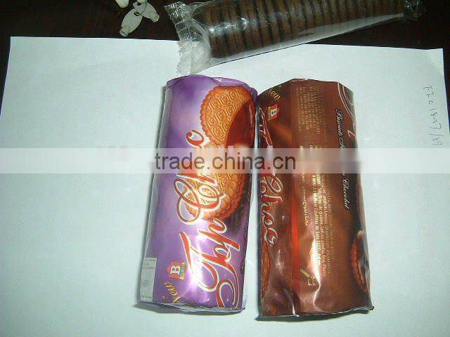 Automatic biscuit cellophane packing machine