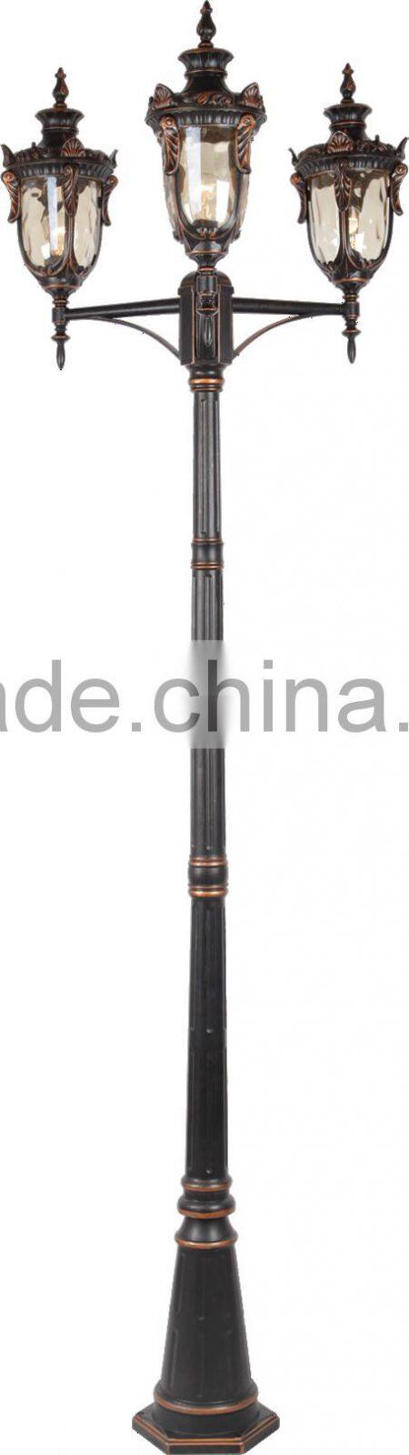 Outdoor retro waterproof lawn lights garden lamp post