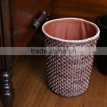 Linyi hotsale willow trash can baskets with handle from manufacturer