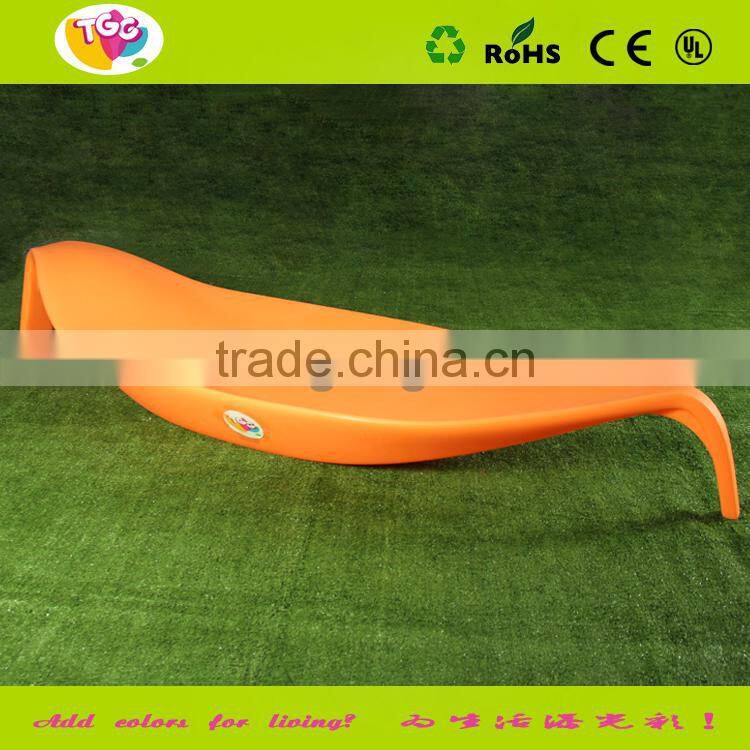 Eco-friendly colorful leisure bed for garden