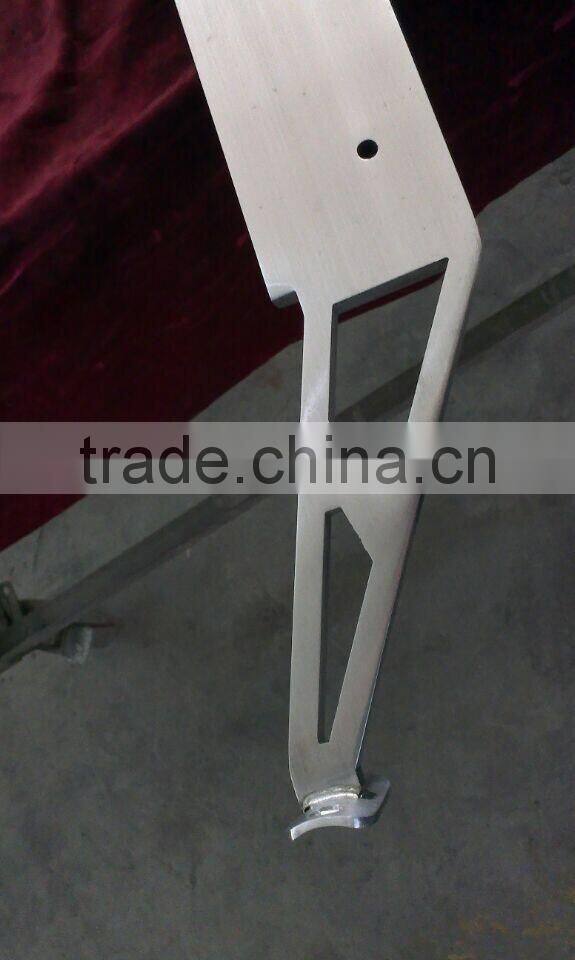 Customized With Novel Arm Upright Stainless Steel Post