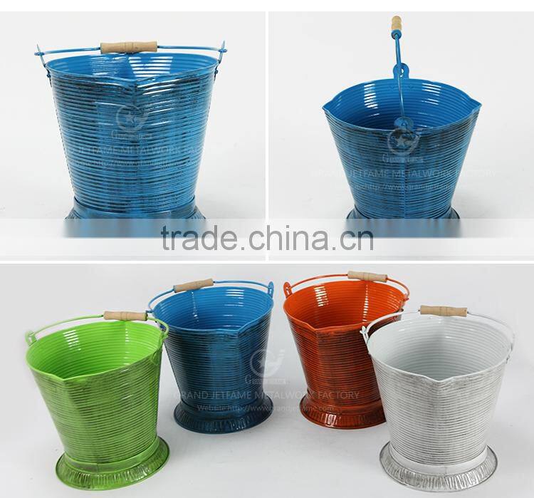garden iron and zinc powder coated floral display buckets metal flower bucket