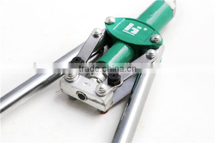 Professional hand riveter gun with plastic handle hand rivets