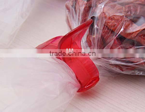 Plastic promotional Butterfly Bag seal clips