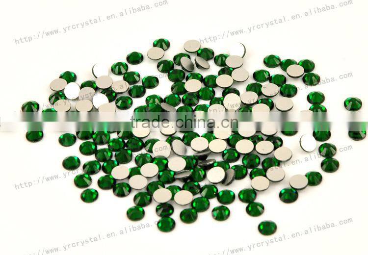 Round shape emerald color silver base crystal rhinestones flat back diamond