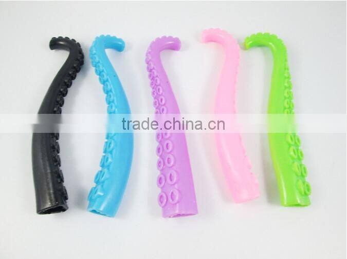 New environmental plastic octopus tentacle toy mini finger prank/tricky toys