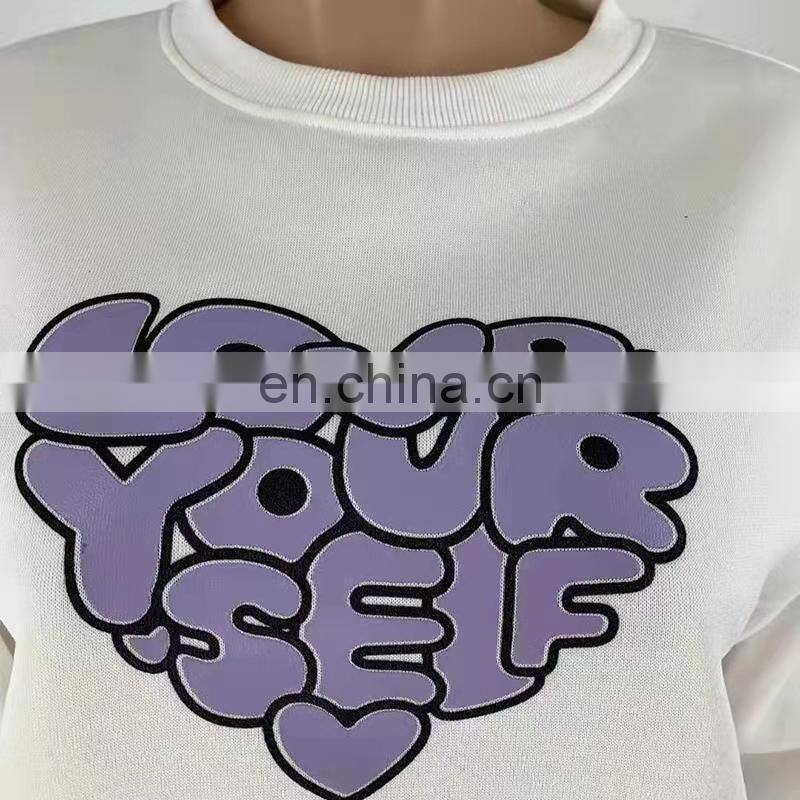 Custom logo autumn and winter casual round neck women's clothing printed letters peach heart shorts long-sleeved sweater suit