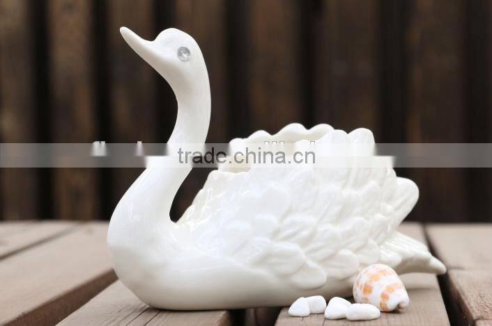 New design white swan ceramic flower vase decoration
