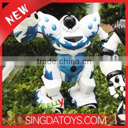 Hot selling! RC Intelligent Dialogue RC Flighting Robot with shooting
