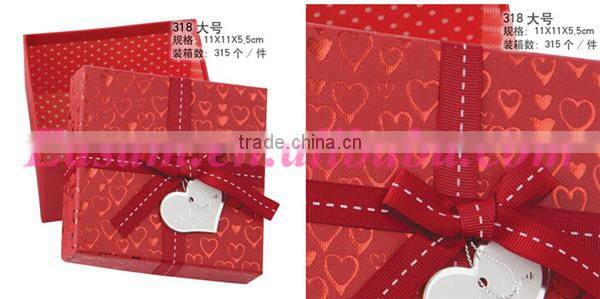 Luxury christmas gift box packaging cardboard gift box with lid