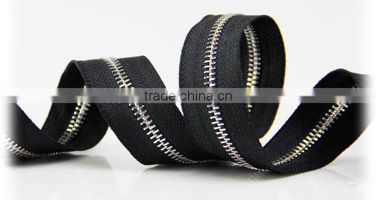 Retail any color fabric 45 cm large zipper chain with metal zipper head