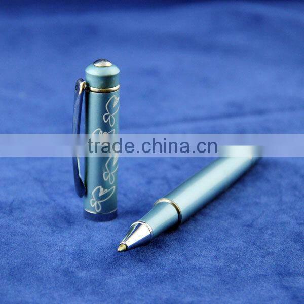 Promotional metal roller ball pen carbon fiber pen set swiss made ball pen