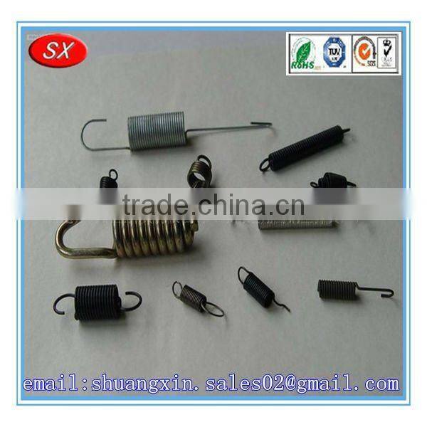 Extension spring with hook