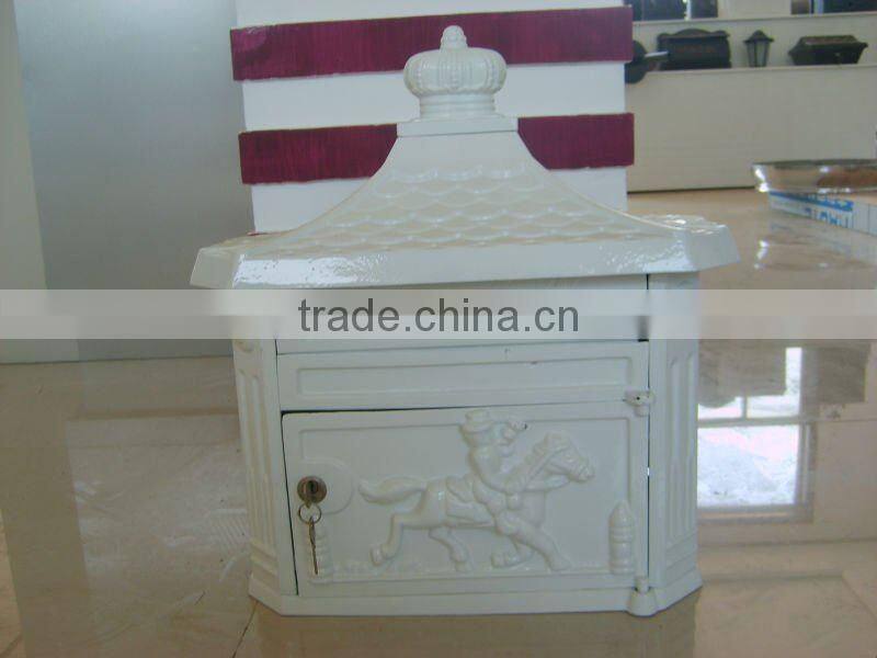 classical walll mount mailbox