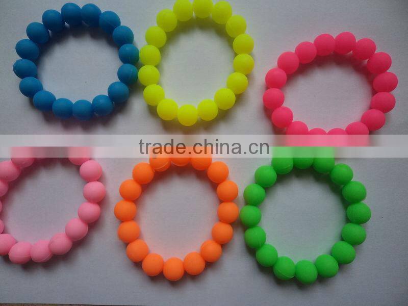 newly wear-resisting colorful silicone bead bracelet