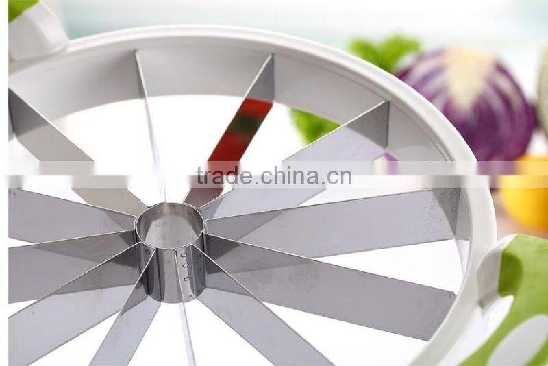 WMC-05 watermelon cutter or divider with rubber handle