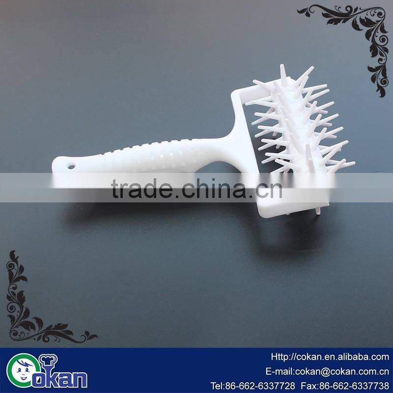 Bakeware plastic pizza pie pastry dough Hole Puncher/ pastry dough roller