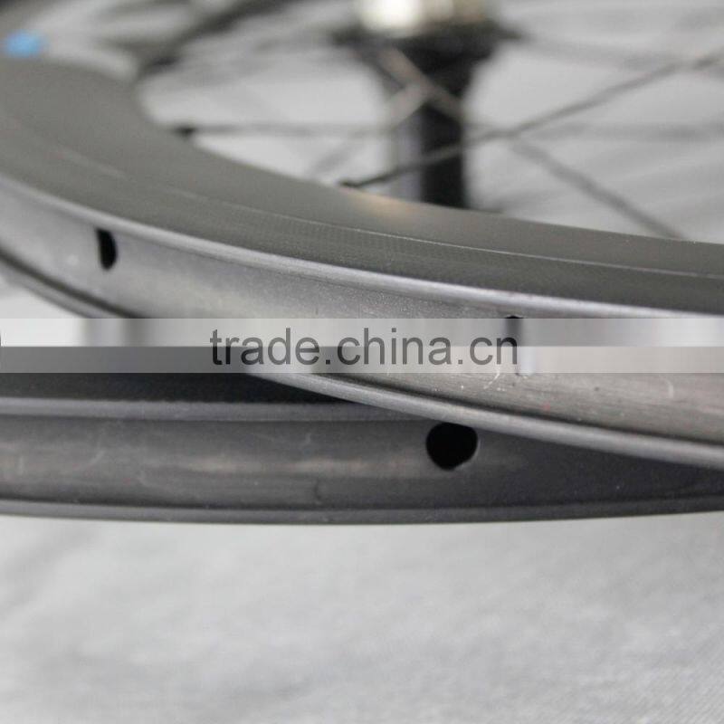 Carbon Light Aero Wheels Road Bike wheelset clincher 50mm for Sale