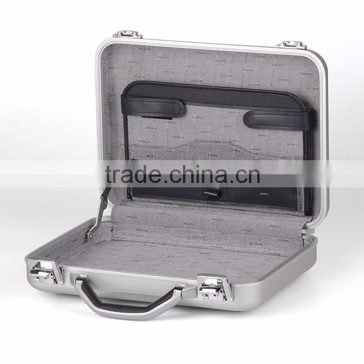 Sunrise Guangdong Supplier ODM combination lock hard side Professional Makeup Case