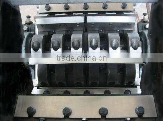 Simple Structure Aluminium Can Crushing Machine With ISO Certificate