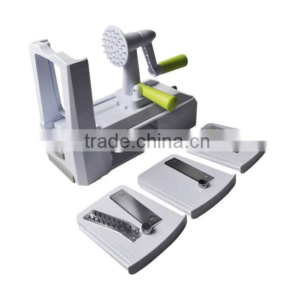 Low MOQ workable One-step service support tri-blade plastic spiral vegetable slicer for vegetable