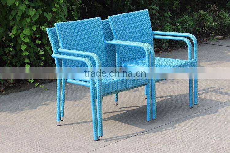 Loveseat With Aluminum Feet Coffee Table And Chair Set