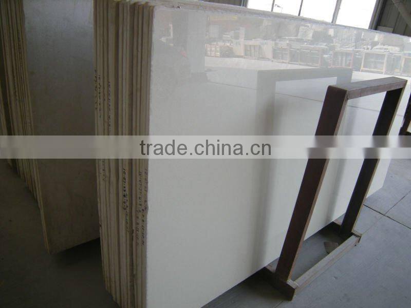 white artifical stone