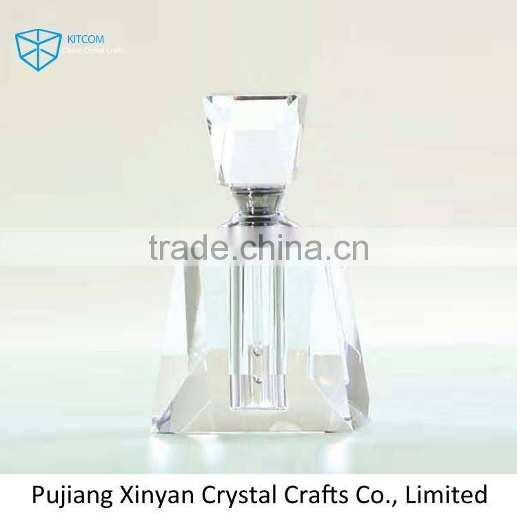 Beautiful Various Custom Made Crystal Perfume Bottle for sale