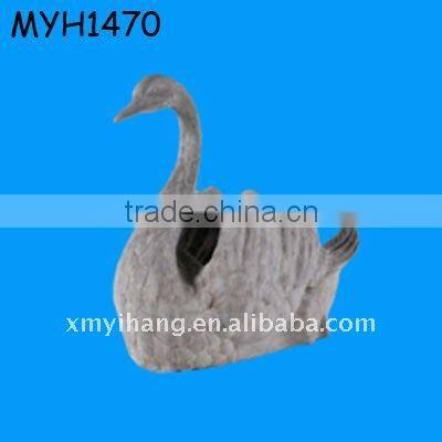 swan art white ceramic vase