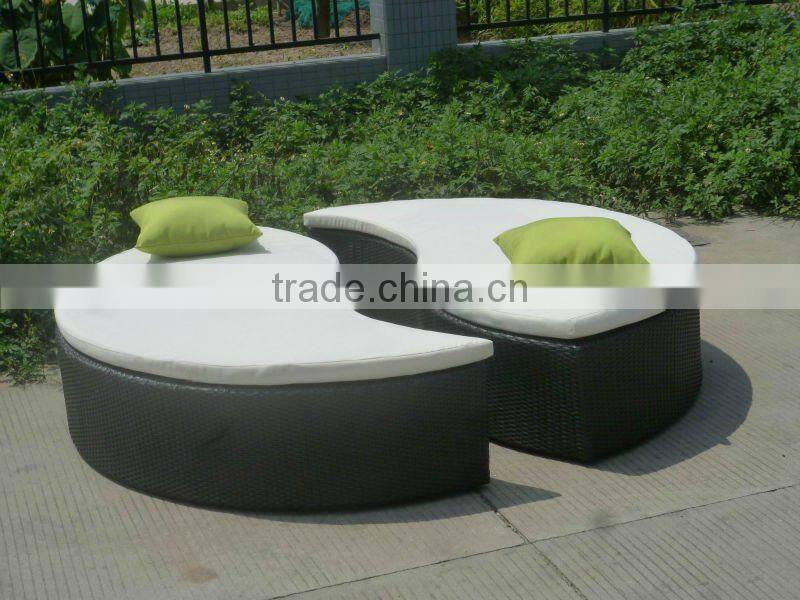 HOT SELL OUTDOOR GARDEN SUN BED RATTAN FURNITURE DAYBED