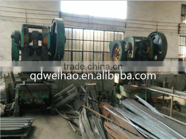 Camping charcoal bbq Swing-away Campfire Grill