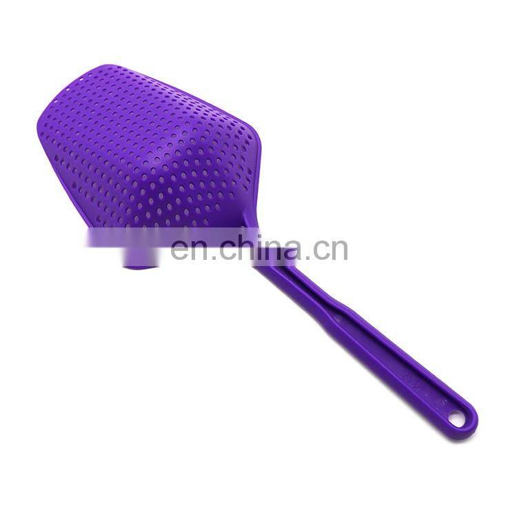 Hot Sale Kitchen Colander Shovel Strainers Spoon Scoop Colander