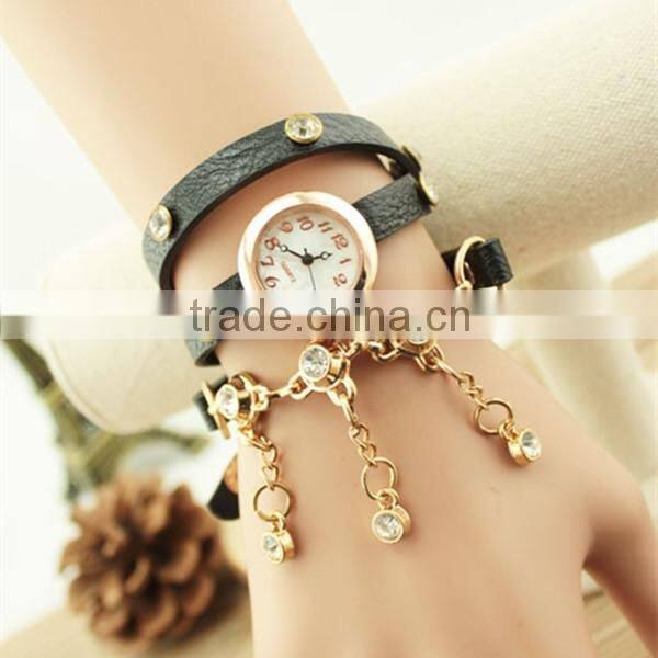 2015 Leather Strap Vintage Bracelet Lady Watch Relojes With Pendant