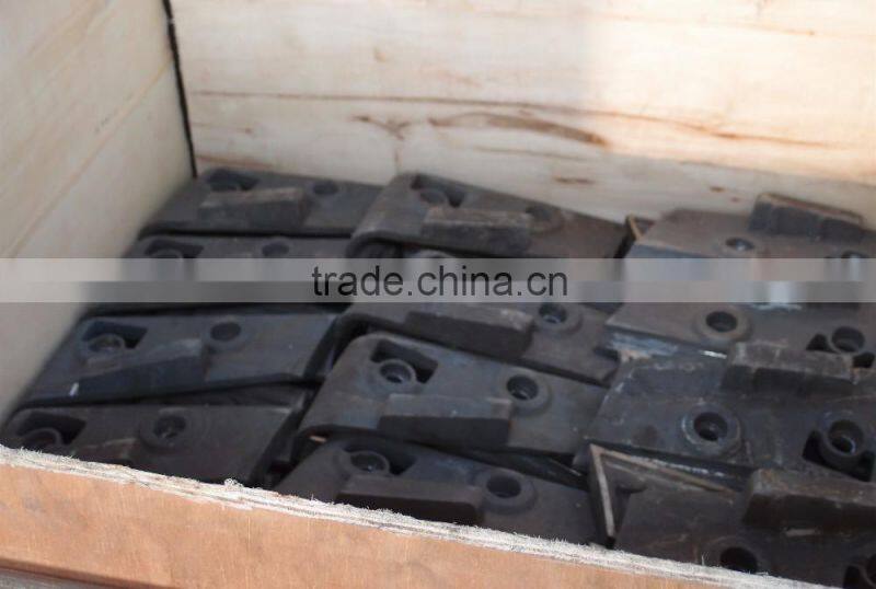 China supplies high manganese ball mill liner