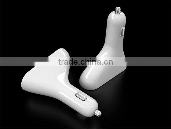 Universal Mobile Phone 4 Port USB Car Charger