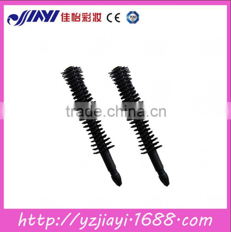 Heated false eyelash packaging